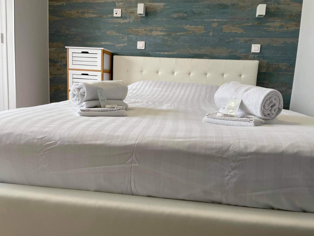 Hotel De La Plage Quinéville Екстериор снимка
