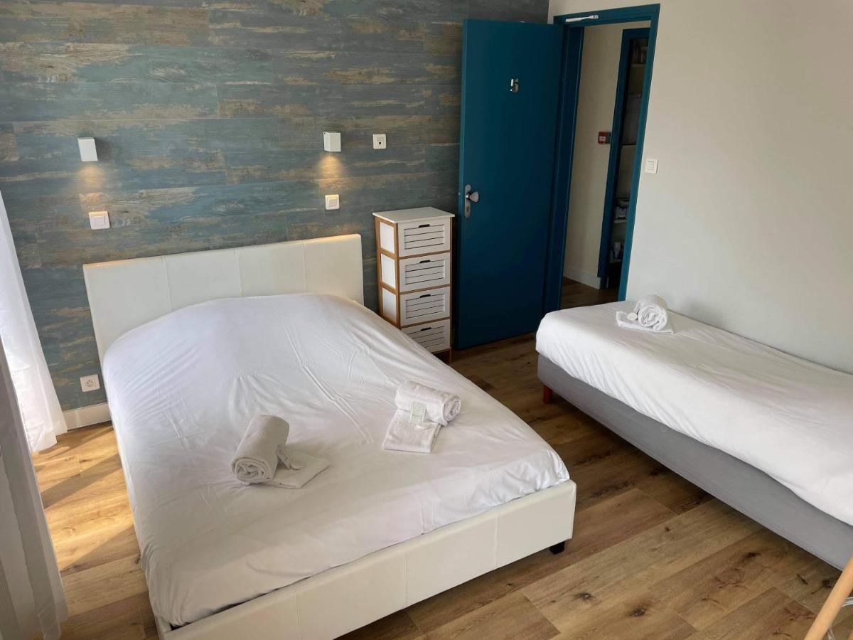 Hotel De La Plage Quinéville Екстериор снимка