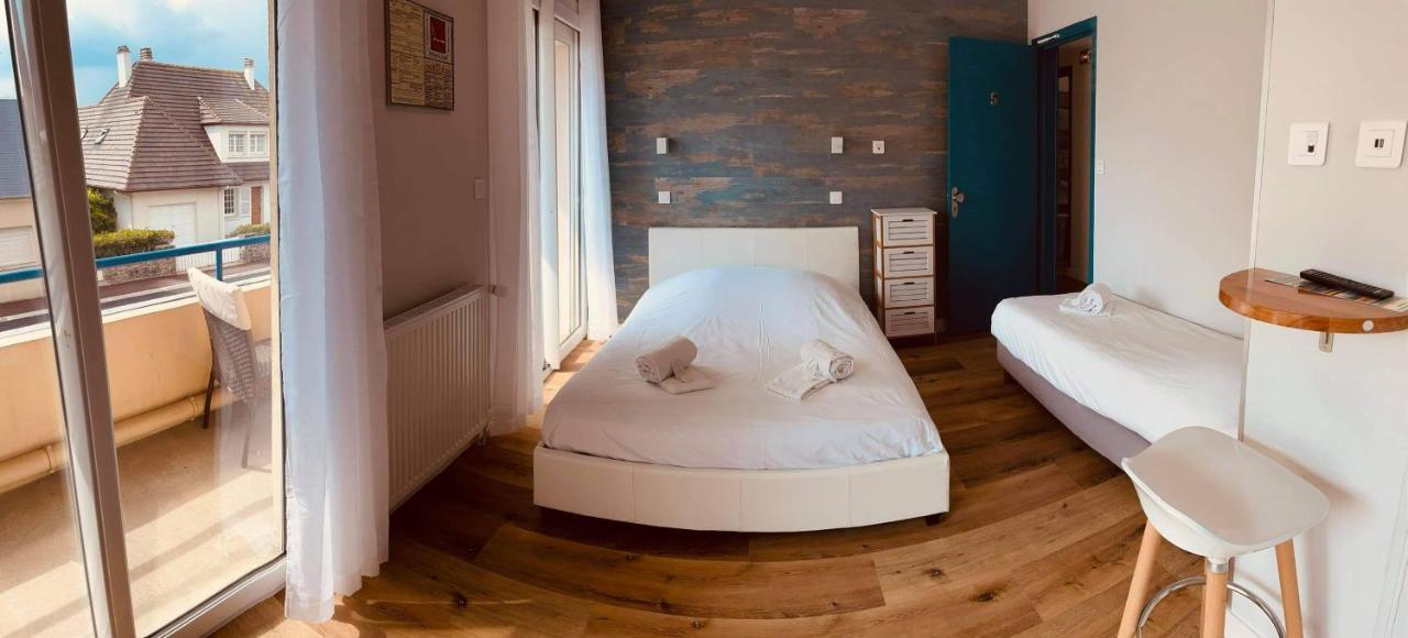 Hotel De La Plage Quinéville Екстериор снимка